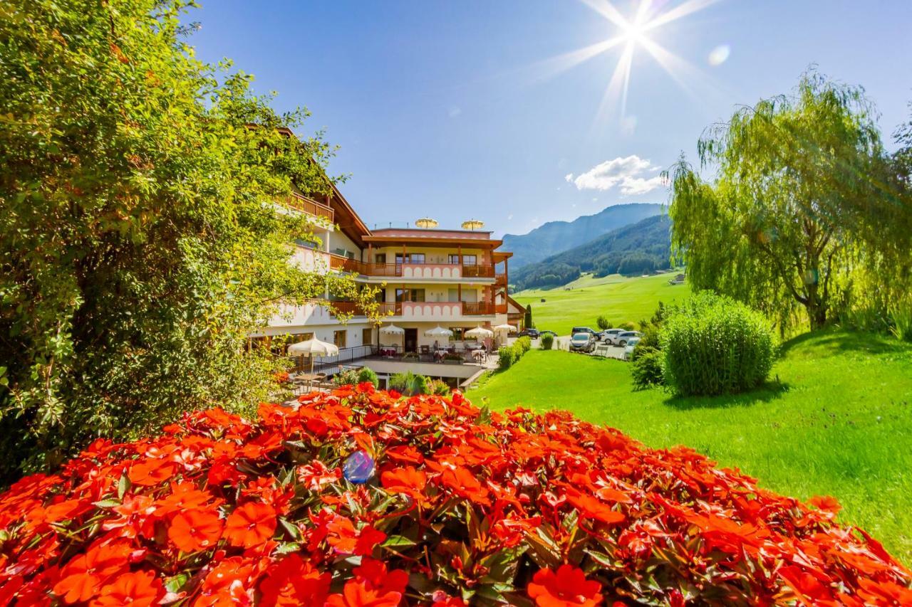 Hotel Castel Oswald Von Wolkenstein Castelrotto Exterior photo
